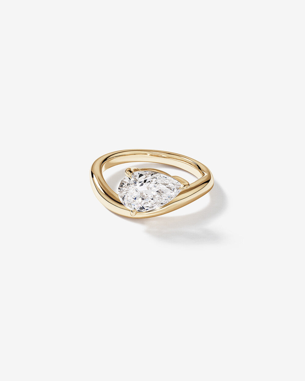 Aurora Twist Pear Diamond Ring in Yellow Gold