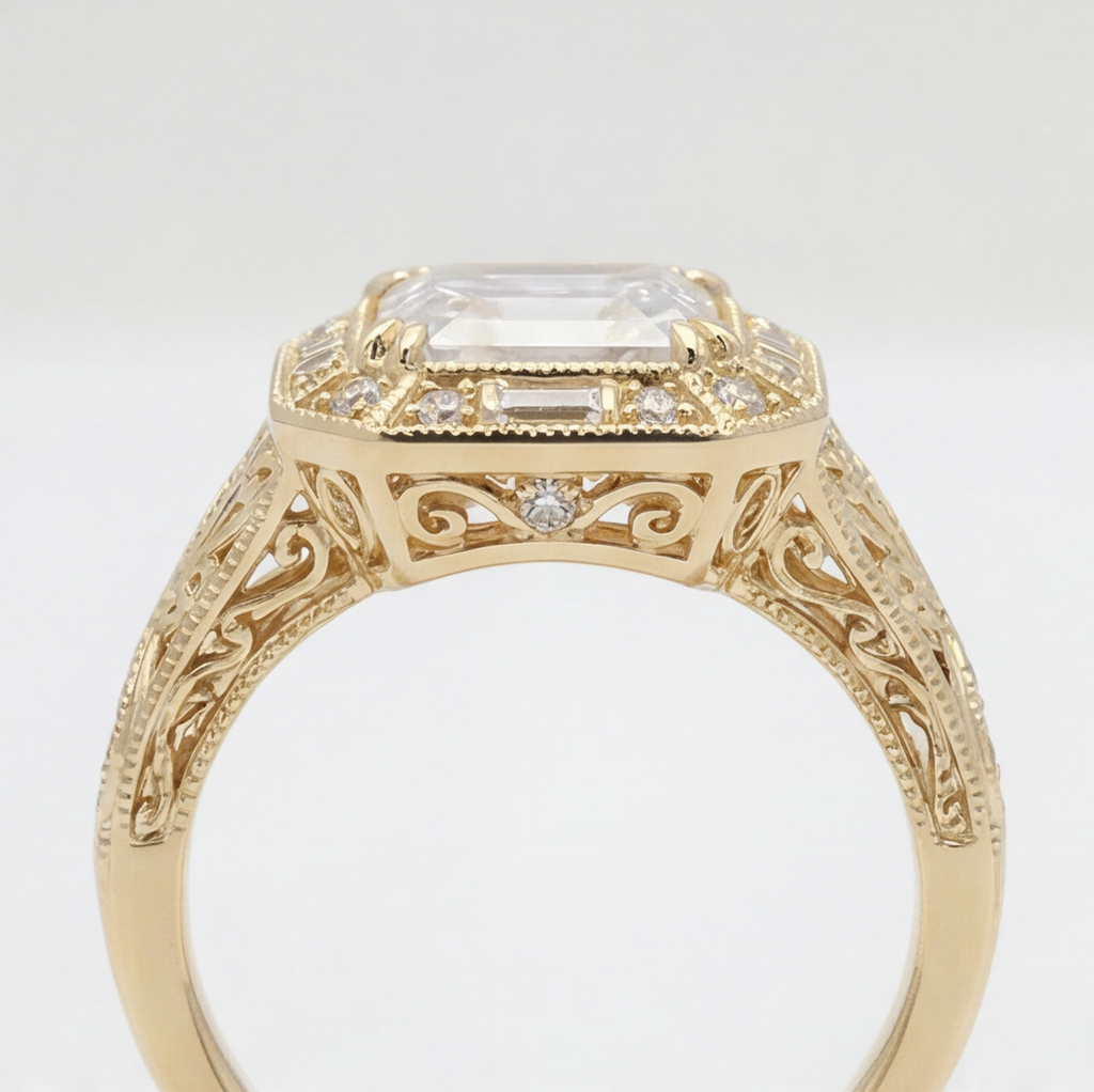 Prisme Asscher Cut Lab Grown Diamond Halo Ring in Yellow Gold My Store