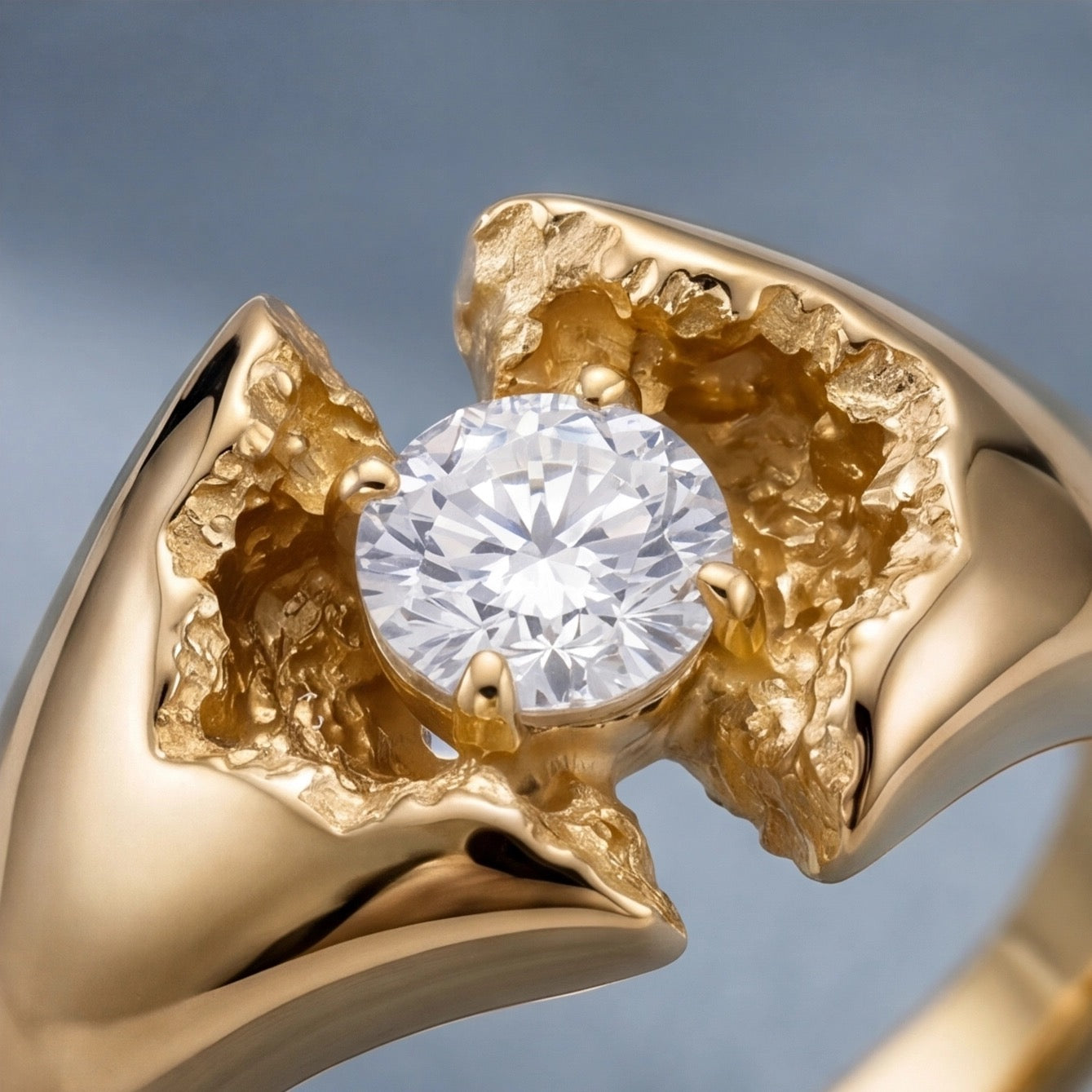 Éclos Round Cut Lab Grown Diamond Ring in Yellow Gold My Store