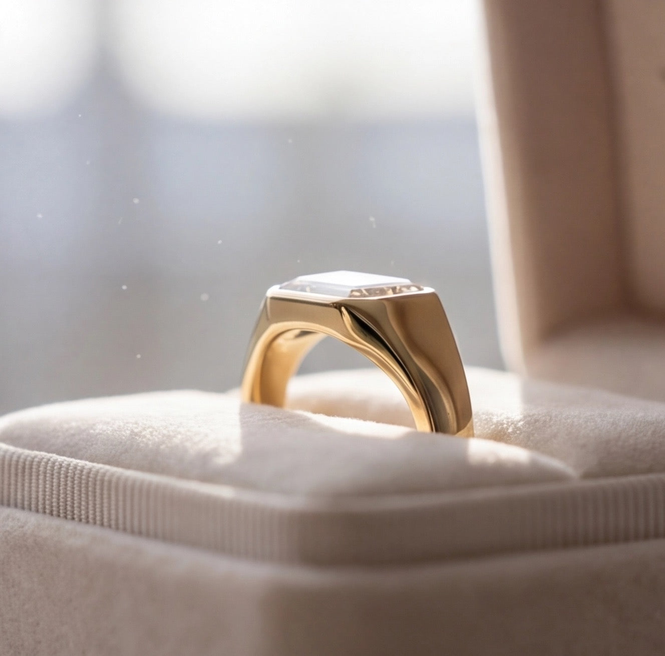 Régence Emerald Lab Diamond Ring in Yellow Gold My Store