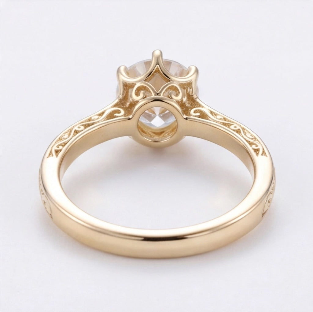 Héritage Round Lab Grown Diamond Engagement Ring in Yellow Gold My Store