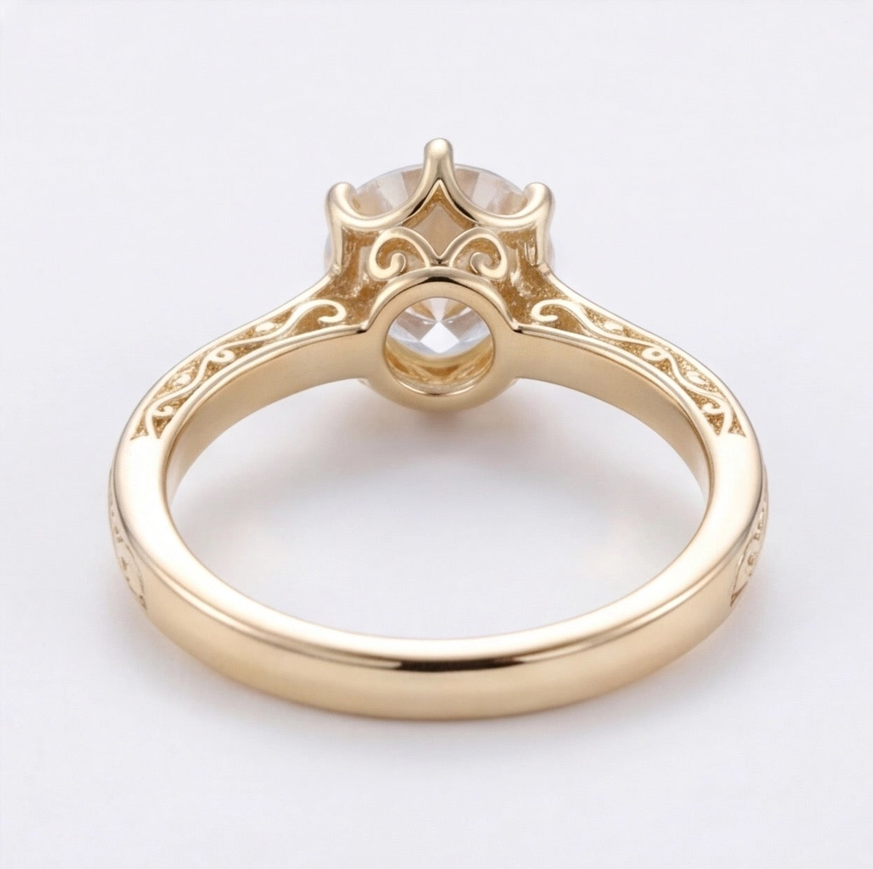 Héritage Round Lab Grown Diamond Engagement Ring in Yellow Gold My Store