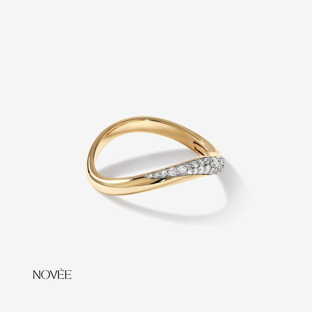 Twisted Pavé Diamond Band in 18K Yellow Gold Modern Wave Stacking Ring
