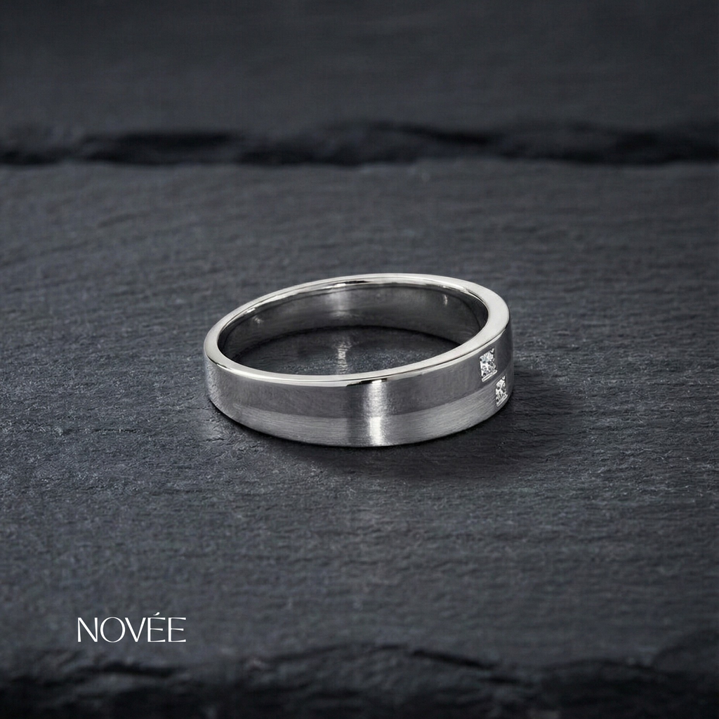 Minimal Gold Band Ring With Double Diamond Accent Design