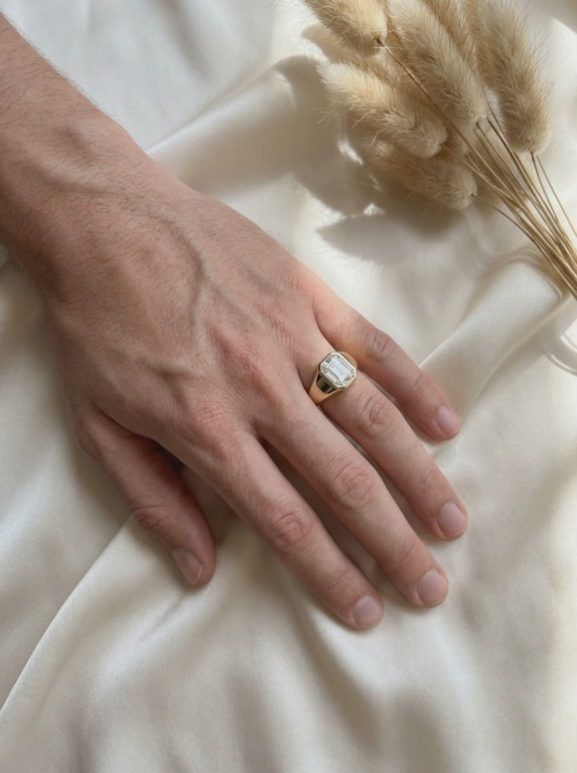 Sceau Emerald Cut Lab Grown Diamond Signet Ring in Yellow Gold