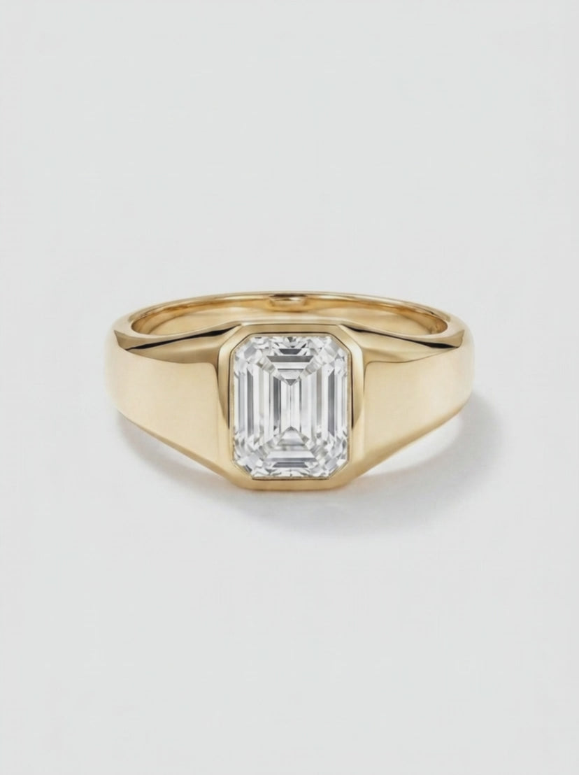 Sceau Emerald Cut Lab Grown Diamond Signet Ring in Yellow Gold